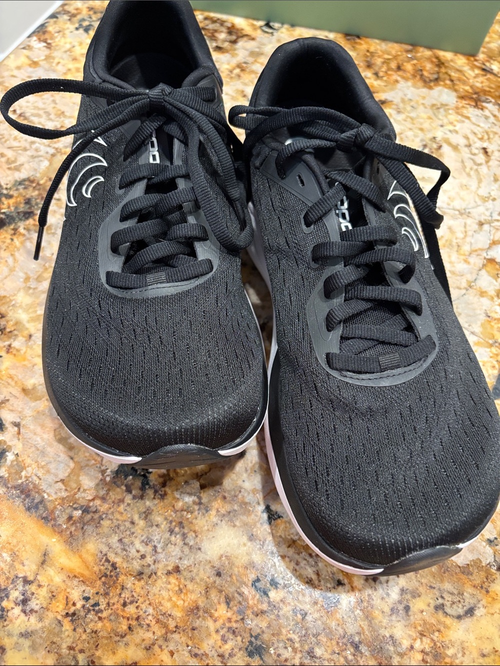 TOPO- Atmos , black and white shoes